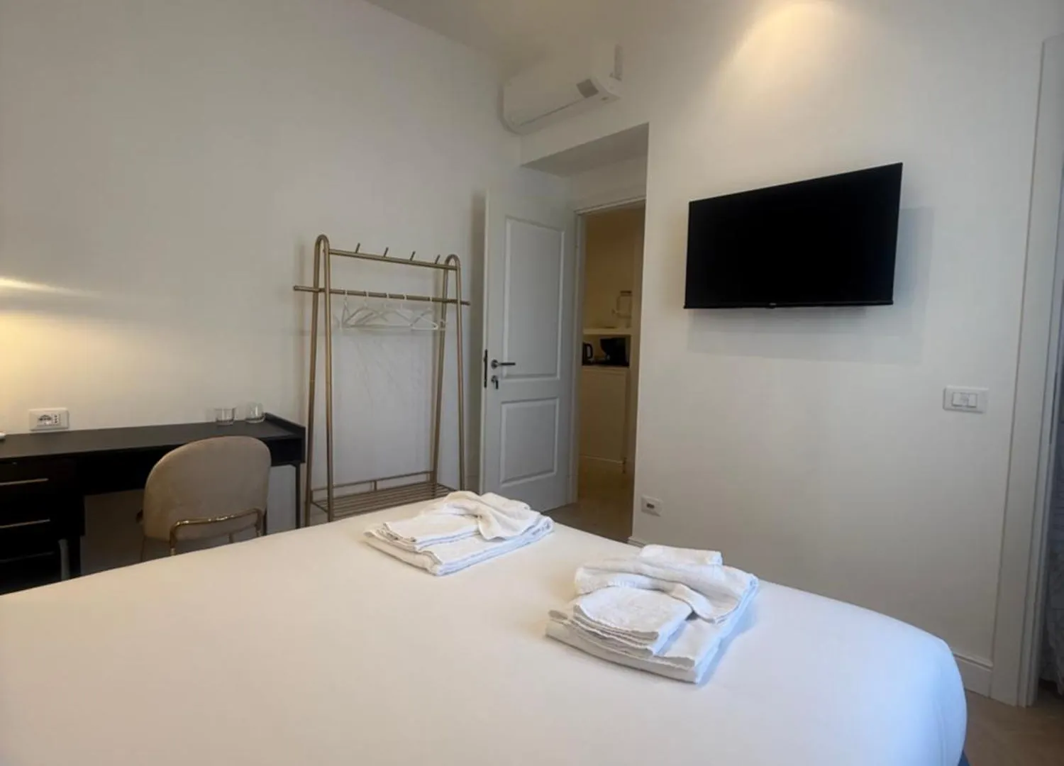 San Pietro Luxury Relais Bed & Breakfast Rome Italy